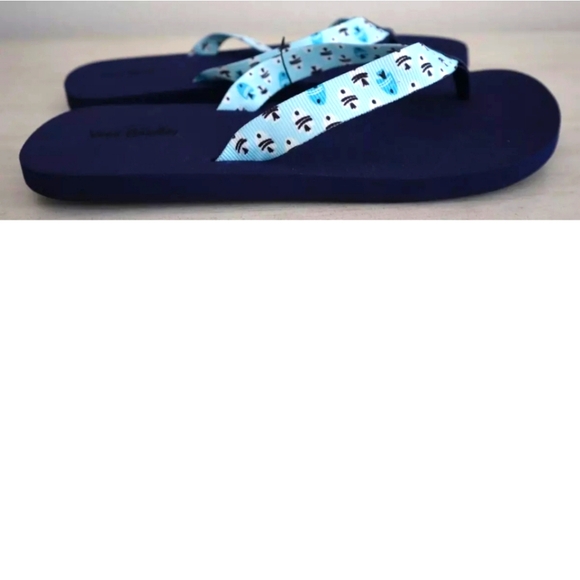 NWT Women's Vera Bradley Antilles Treasure Webbing Strap Flip-flops - Picture 3 of 6